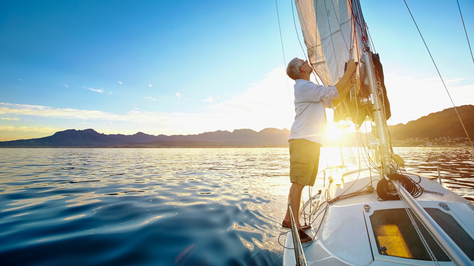Rent a Boat in Spain with SamBoat for a Cozy Family Trip